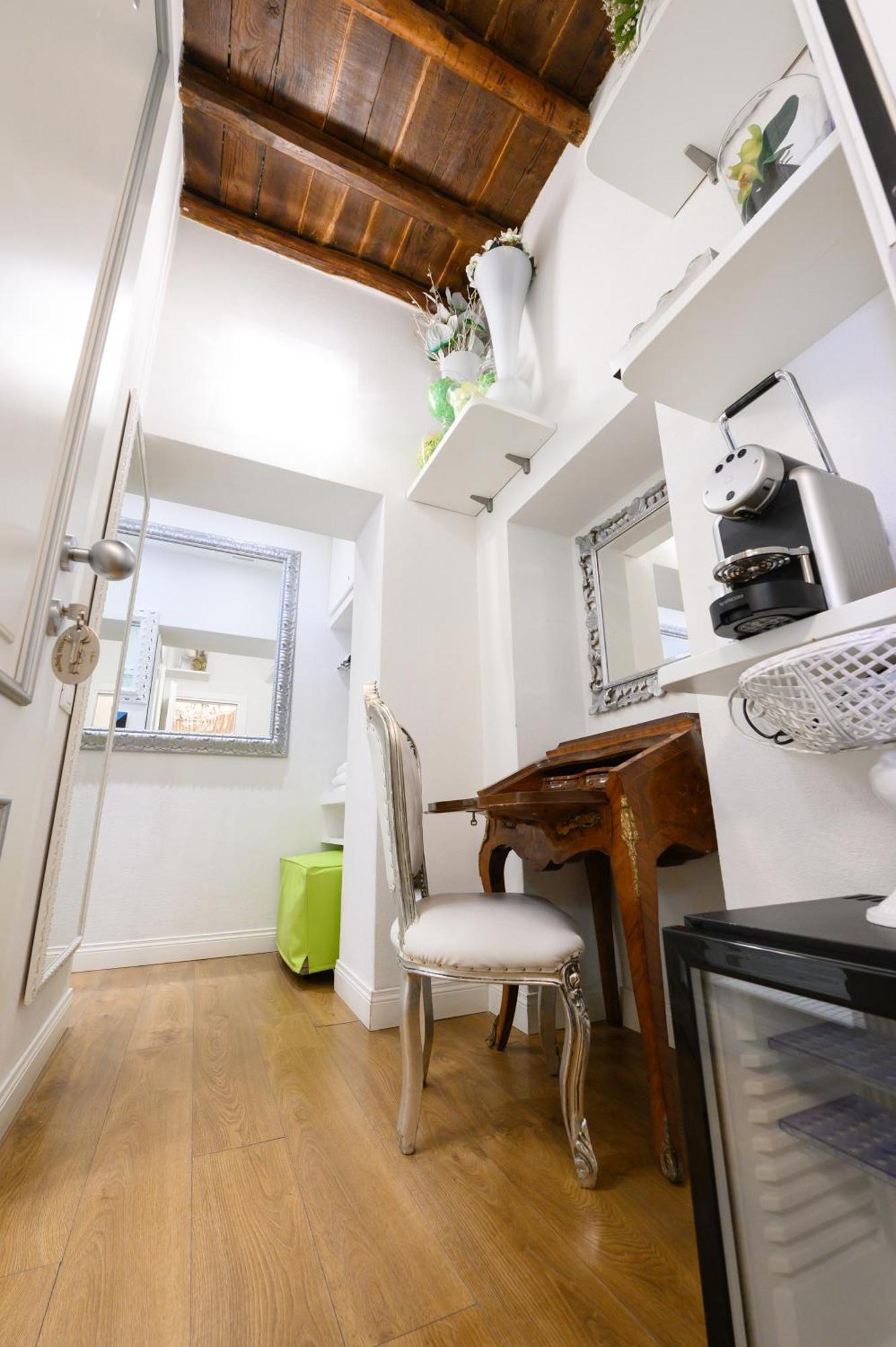 Gasthuis Domus Spagna Frattina 3*